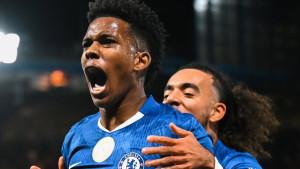 Selebrasi-Estevao-penyerang-Chelsea.jpg