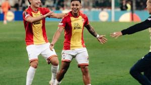 Selebrasi-bek-Timnas-Indonesia-Dean-James-setelah-berhasil-mencetak-assist.jpg