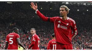 Selebrasi-gol-perdana-Hugo-Ekitike-di-laga-perdana-Derby-Merseyside.jpg
