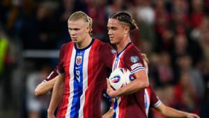 Selebrasi-pesepak-bola-timnas-Norwegia-Erling-Haaland-di-Kualifikasi-Piala-Dunia-2026.jpg
