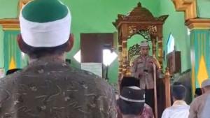 Seputar-Polri-Bripda-M-Inama-menjadi-khatib-dalam-khutbah-Jumat.jpg