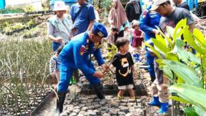 Seputar-Polri-Ditpolairud-Polda-Kaltim-ajak-anak-anak-peduli-lingkungan.jpg
