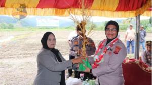 Seputar-Polri-Polisi-Sahabat-Tani.jpg