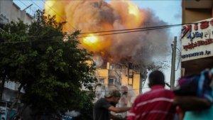 Serangan-artileri-Israel-ke-Gaza-2.jpg