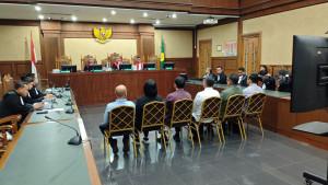 Sidang-ptuusan-eksepsi-kasus-dugaan-suap-vonis-lepas-perkara-ekspor-CPO-Marcella-Santoso-cs.jpg
