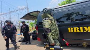 Simulasi-penanganan-huru-hara-dan-penjinakan-bom.jpg