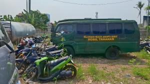 Situasi-di-Kejaksaan-Negeri-Jakarta-Barat-Kamis.jpg