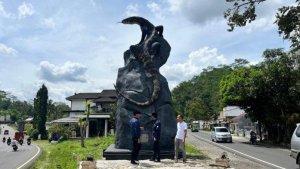 TUGU-BIAWAK2.jpg