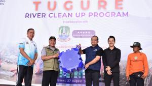 TUGURE12222.jpg
