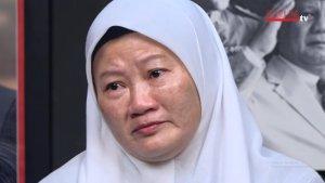 Tangis-Vivi-Eks-Pemain-Sirkus-OCI-Taman-Safari-Ceritakan-Penyiksaan-Kemaluan-Disetrum-dan-Dipasung.jpg