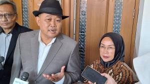 Tati-Suryati-Gugat-Bahlil-OK.jpg