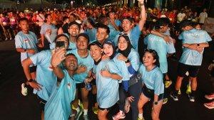 Terbukti-Berkualitas-Le-Minerale-Bantu-Pelari-Indorunners-Finish-Perdana-Full-Marathon-di-JRF-2024.jpg