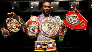 Terence-Crawford-sabuk-juara.jpg