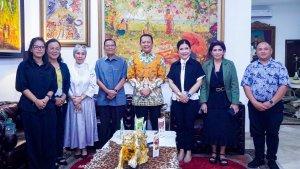 Terima-Para-Pengusaha-Wanita-INAmikro-Bamsoet-Dorong-Peningkatan-Perdagangan-Karbon-Indonesia.jpg
