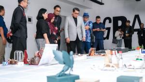 Teuku-Riefky-Harsya-membuka-acara-ADGI-Design-Week-2025.jpg