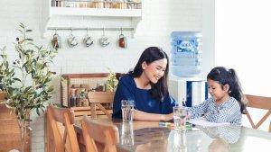Tidak-Semua-Air-Minum-Aman-Ini-Keunggulan-AQUA-Galon-untuk-Kesehatan.jpg