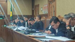 Tim-kuasa-hukum-Wahyu-Gunawan-mantan-Panitera-Muda-PN-Jakarta-Utara-suap-vonis-lepas-CPO.jpg