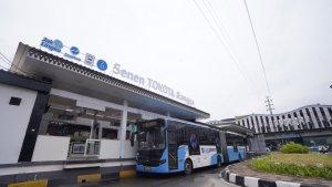 Toyota-dan-Transjakarta-memberikan-penamaan-halte-di-Senen.jpg