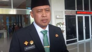 Tri-Adhianto-Menolak-Tunjangan-Rumah-dan-Mobil-Dinas.jpg
