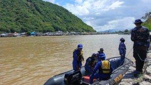 UPAYA-PENCARIAN-KORBAN-HILANG-DI-SUNGAI.jpg