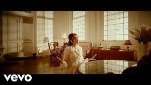Video-klip-lagu-Lintasan-Yang-Sama-From-1-Imam-2-Makmum-Meiska.jpg