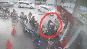 Viral-Pemotor-Hajar-Petugas-SPBU-di-Aceh-Korban-Dia-Ngotot-Isi-BBM-Sendiri-Seolah-olah-Miliknya.jpg