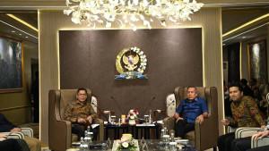 Wakil-Ketua-DPR-RI-Adies-Kadir-dan-Saan-Mustofa-melakukan-pertemuan-lintas-lembaga.jpg