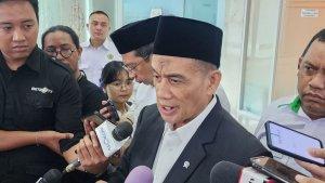 Wakil-Menteri-Agama-Wamenag-Muhammad-Syafii-di-Gedung-DPR.jpg