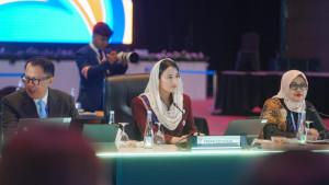 Wakil-Menteri-Perdagangan-RI-Dyah-Roro-Esti-saat-memimpin-pertemuan.jpg