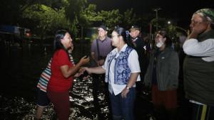 Wali-Kota-Semarang-Agustina-Wilujeng-tinjau-banjir.jpg