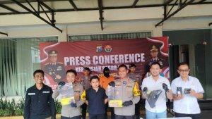 Wartawan-Gadungan-Minta-THR-ke-Kades-di-Jember-Modus-Takuti-Korban-dengan-Proyek-Bermasalah.jpg