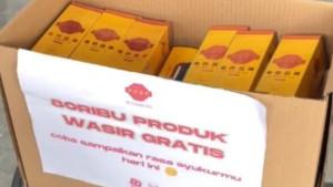 Xi-Yaopin-Zhi-raih-rekor-MURI-dan-bagikan-80000-produk.jpg