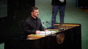 ZELENSKYYY-BERPIDATO-3453534.jpg