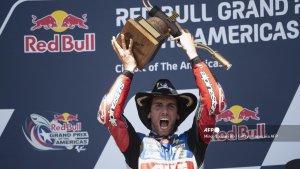 alex-rins-podium-motogp-amerika-2023.jpg