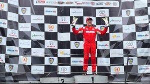 alvin-bahar-juara-di-kelas-kejurnas-itcr-3600-max.jpg