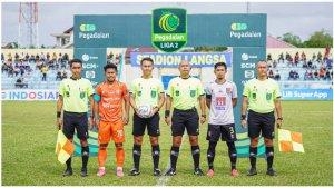 andik-vermansyah-bersama-hari-nur.jpg