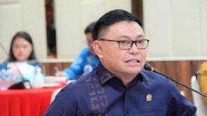 anggota-dpr-dari-partai-nasdem-ujang-iskandar.jpg