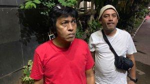 anggota-dpr-ri-dari-fraksi-pdip-adian-napitupulu-mendatangi-polda-metro-jaya.jpg