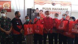 anggota-komisi-ii-dpr-ri-yadi-srimulyadi-memberikan-sejumlah-bantuan.jpg