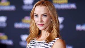 annie-wersching-7hg877hg_.jpg
