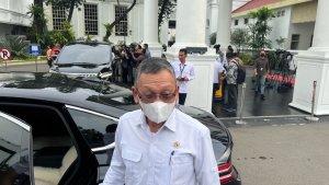 arifin-tasrif-di-istana-kepresidenan-nih4.jpg