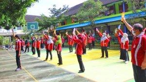 bangkit-dari-keterpurukan-14-guru-di-smp-ini-positif-covid-19-berhasil-sembuh-berikut-rahasianya.jpg