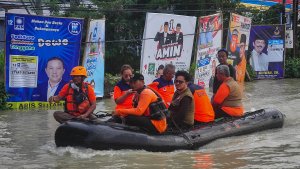 banjir-lumpuhkan-jalur-demak-kudus_20240212_072340.jpg