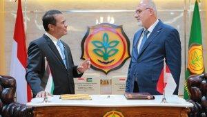 bantuan-kementan-beras-untuk-palestina-diserahkan.jpg