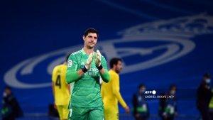 belgia-thibaut-courtois-bertepuk-tangan-di-akhir-pertandingan.jpg