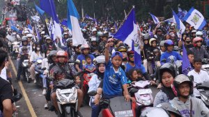 bobotoh-sambut-persib-juara-liga-1_20240601_212136.jpg
