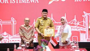 bupati-bogor-apresiasi-tokoh-inspiratif.jpg