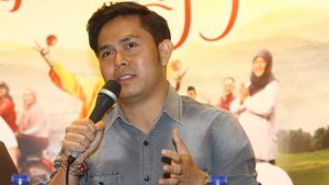 cakra-khan-mengisi-soundtrack-film-guru-ngaji_20180219_215709.jpg