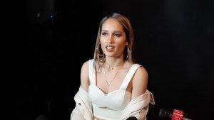 cinta-laura-di-kantor-sony-music-2.jpg