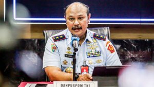 danpuspomtni-konpers-terkait-prajurit-tni-ke-mapolrestabes-medan_20230811_162436.jpg